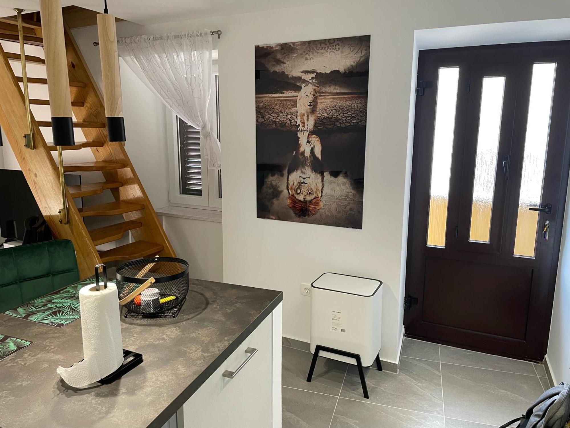 Vali Apartment Baska  Bagian luar foto