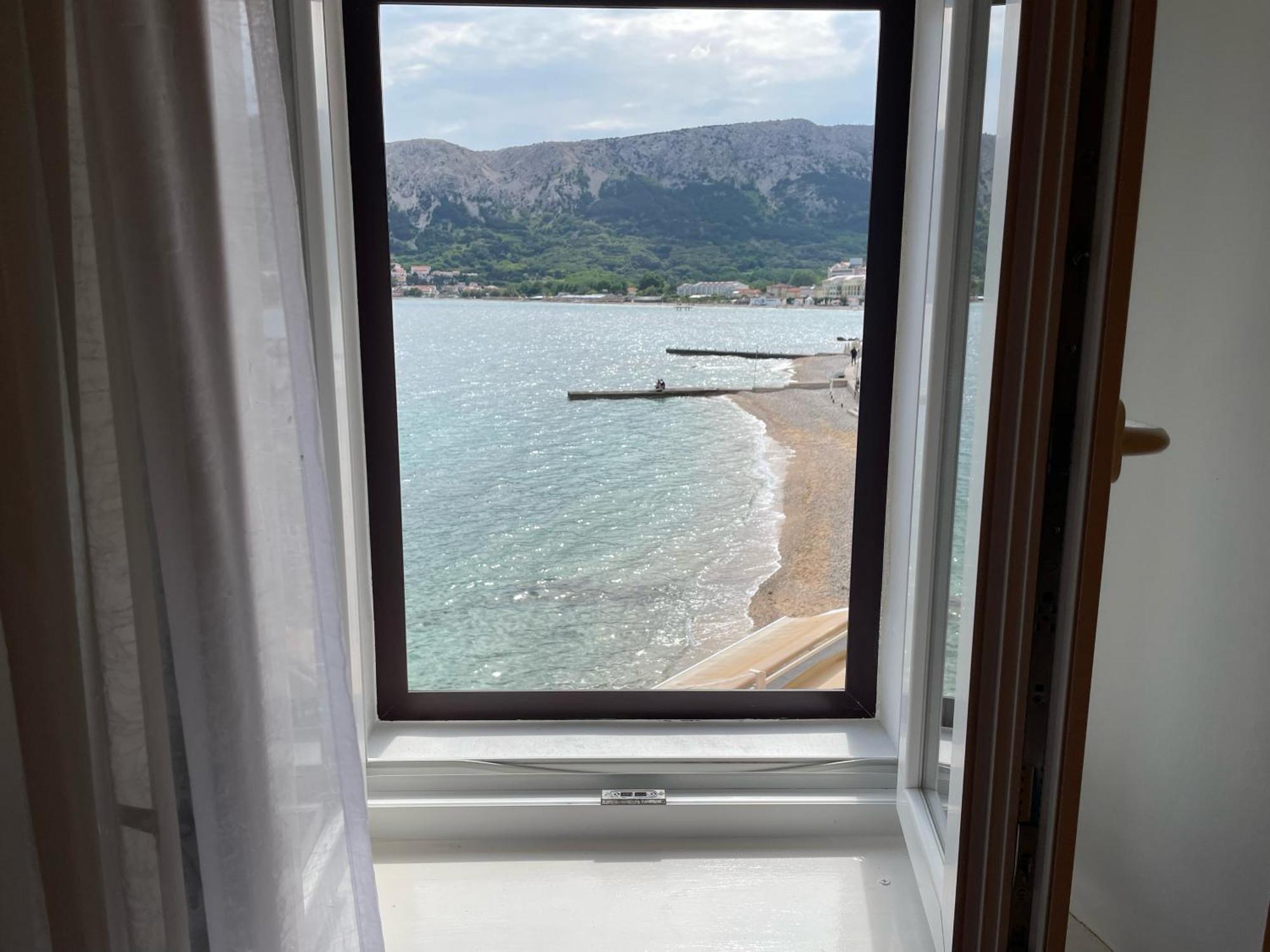 Vali Apartment Baska  Bagian luar foto