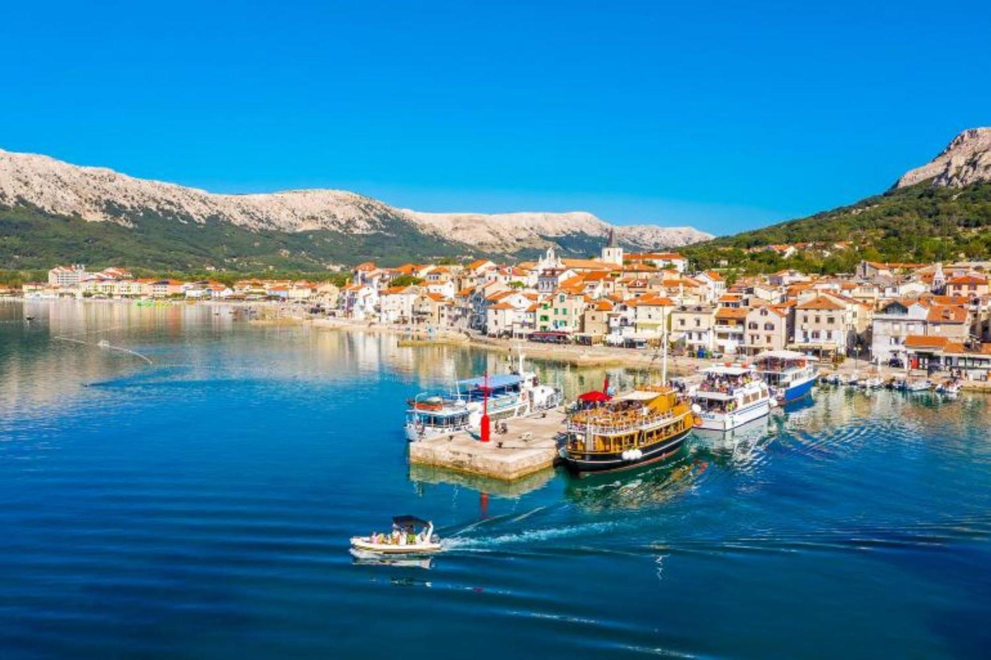 Vali Apartment Baska  Bagian luar foto